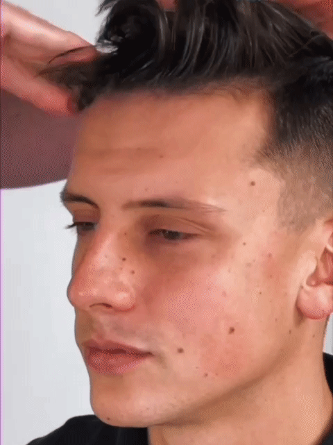 NAKŁADAJ NA CAŁKOWICIE SUCHE WŁOSY